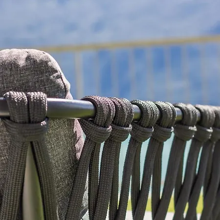 Veronica - Apartment Domaso