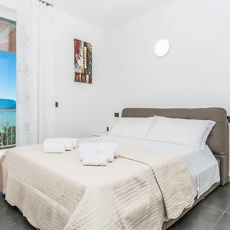 Apartment Veronica - Domaso